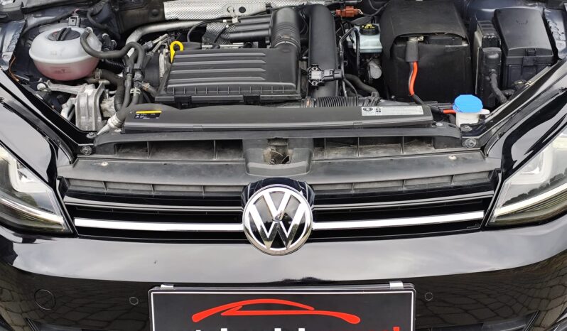 VOLKSWAGEN Golf  | przedni | Automatyczna | 125 KM | Czarny full