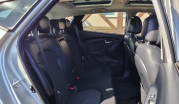 HYUNDAI ix35  | przedni | Manualna | 163 KM | Srebrny full