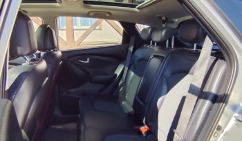 HYUNDAI ix35  | przedni | Manualna | 163 KM | Srebrny full