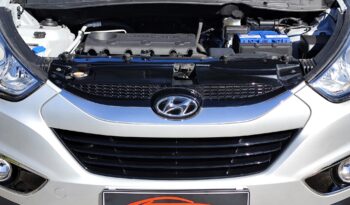 HYUNDAI ix35  | przedni | Manualna | 163 KM | Srebrny full