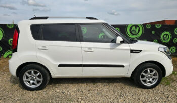KIA Soul  | FWD (przód) | Manualna | 140 KM | Biały full