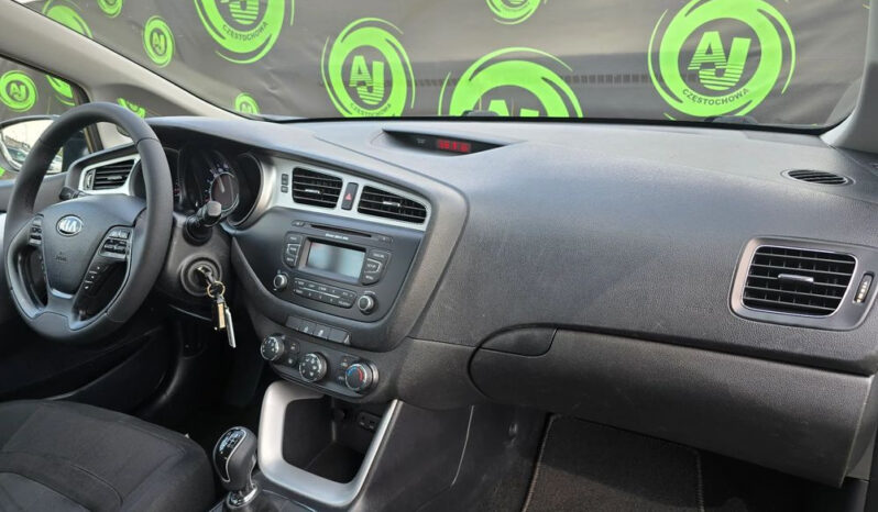KIA Ceed  | FWD (przód) | Manualna | 100 KM | Czarny full