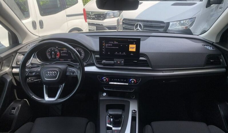AUDI Q5  | 4×4 (stały) | Automatyczna | 204 KM | Czarny full