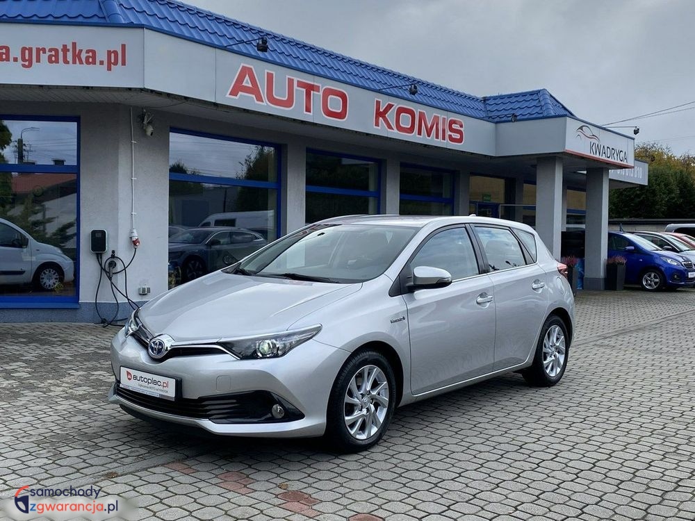 Toyota Auris  | Fwd (Przód) | Automatyczna | 99 Km | Szary