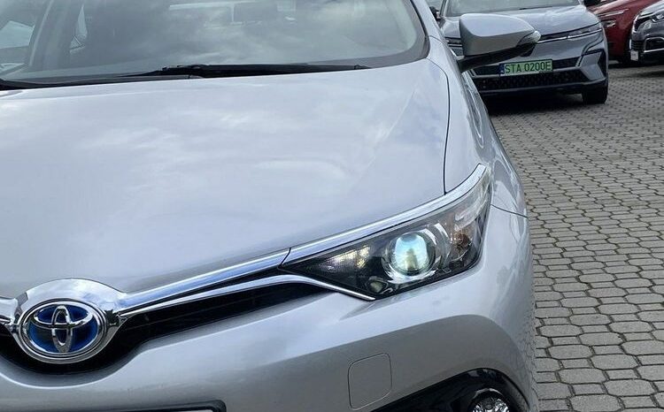 TOYOTA Auris  | FWD (przód) | Automatyczna | 99 KM | Szary full