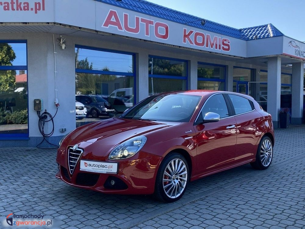 Alfa Romeo Giulietta  | Fwd (Przód) | Manualna | 120 Km | Czerwony