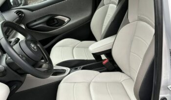 TOYOTA Yaris  | FWD (przód) | Automatyczna | 92 KM | Srebrny full