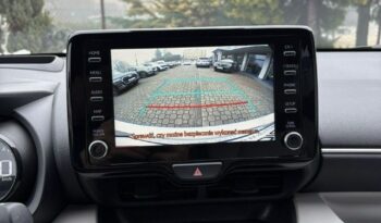 TOYOTA Yaris  | FWD (przód) | Automatyczna | 92 KM | Srebrny full