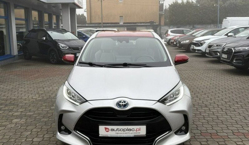 TOYOTA Yaris  | FWD (przód) | Automatyczna | 92 KM | Srebrny full
