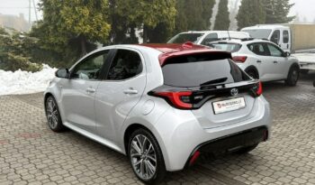 TOYOTA Yaris  | FWD (przód) | Automatyczna | 92 KM | Srebrny full