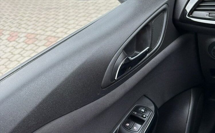 OPEL Corsa  | FWD (przód) | Manualna | 90 KM | Biały full