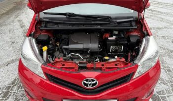 TOYOTA Yaris  | FWD (przód) | Manualna | 69 KM | Czerwony full