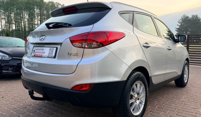 HYUNDAI ix35  | FWD (przód) | Manualna | 135 KM | Srebrny full