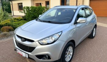 HYUNDAI ix35  | FWD (przód) | Manualna | 135 KM | Srebrny full