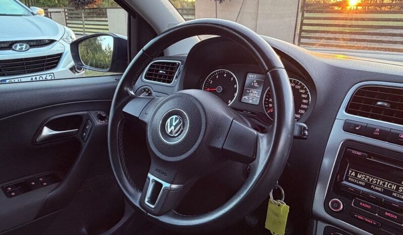 VOLKSWAGEN Polo  | FWD (przód) | Manualna | 70 KM | Granatowy full