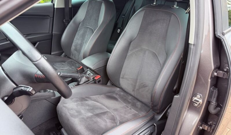 SEAT Leon  | FWD (przód) | Manualna | 122 KM | Brązowy full