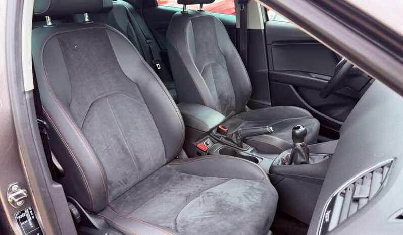SEAT Leon  | FWD (przód) | Manualna | 122 KM | Brązowy full