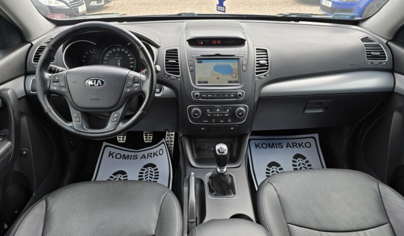 KIA Sorento  | 4×4 (stały) | Manualna | 198 KM | Czarny full