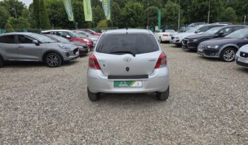 TOYOTA Yaris  | FWD (przód) | Manualna | 100 KM | Srebrny full