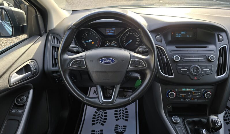 FORD Focus  | FWD (przód) | Manualna | 125 KM | Szary full