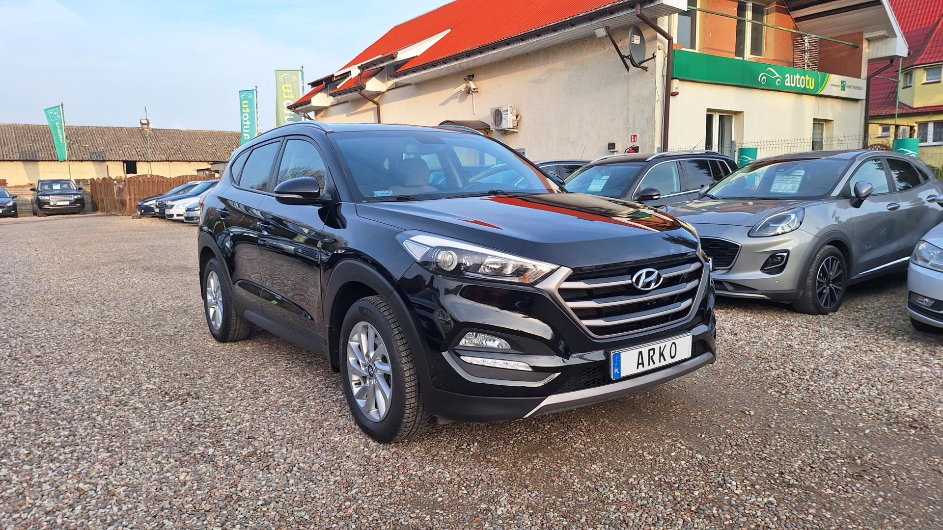 Hyundai Tucson  | Fwd (Przód) | Manualna | 116 Km | Czarny