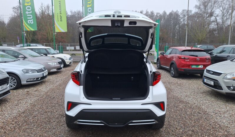 TOYOTA C-HR | FWD (przód) | Automatyczna | 152 KM | Biały full