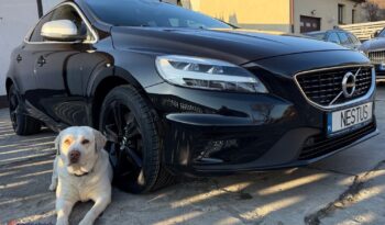 Volvo V40  | Fwd (Przód) | Automatyczna | 152 Km | Czarny