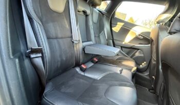 VOLVO V40  | FWD (przód) | Automatyczna | 152 KM | Czarny full