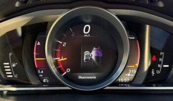 VOLVO V40  | FWD (przód) | Automatyczna | 152 KM | Czarny full