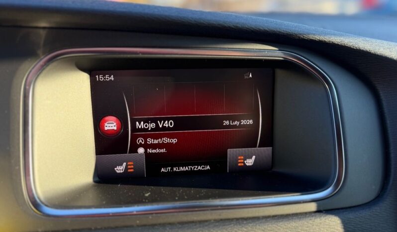 VOLVO V40  | FWD (przód) | Automatyczna | 152 KM | Czarny full