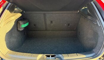 VOLVO V40  | FWD (przód) | Automatyczna | 152 KM | Czarny full