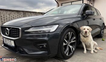 Volvo V60  | Fwd (Przód) | Automatyczna | 190 Km | Szary
