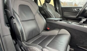 VOLVO V60  | FWD (przód) | Automatyczna | 190 KM | Szary full