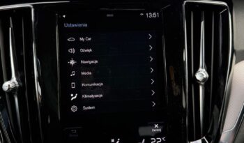 VOLVO V60  | FWD (przód) | Automatyczna | 190 KM | Szary full