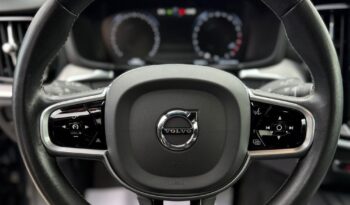 VOLVO V60  | FWD (przód) | Automatyczna | 190 KM | Szary full