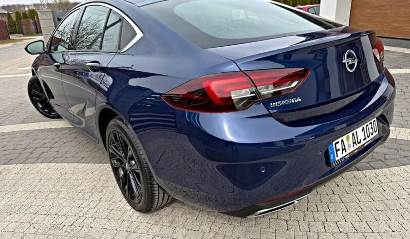 OPEL Insignia  | FWD (przód) | Manualna | 174 KM | Niebieski full