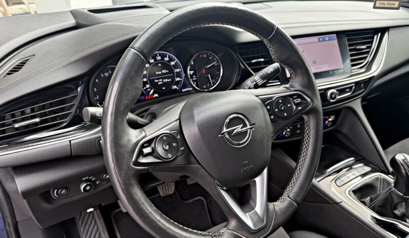 OPEL Insignia  | FWD (przód) | Manualna | 174 KM | Niebieski full