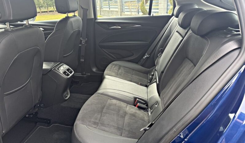OPEL Insignia  | FWD (przód) | Manualna | 174 KM | Niebieski full