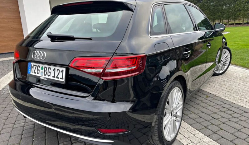 AUDI A3  | FWD (przód) | Manualna | 150 KM | Czarny full