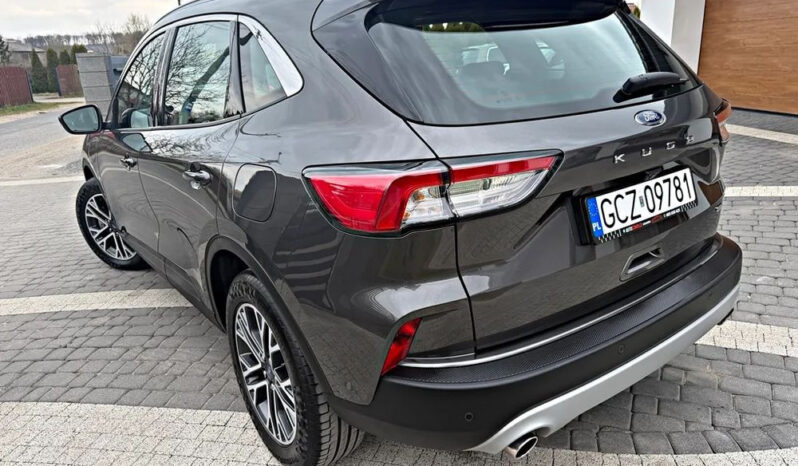 FORD Kuga  | FWD (przód) | Automatyczna | 225 KM | Szary full