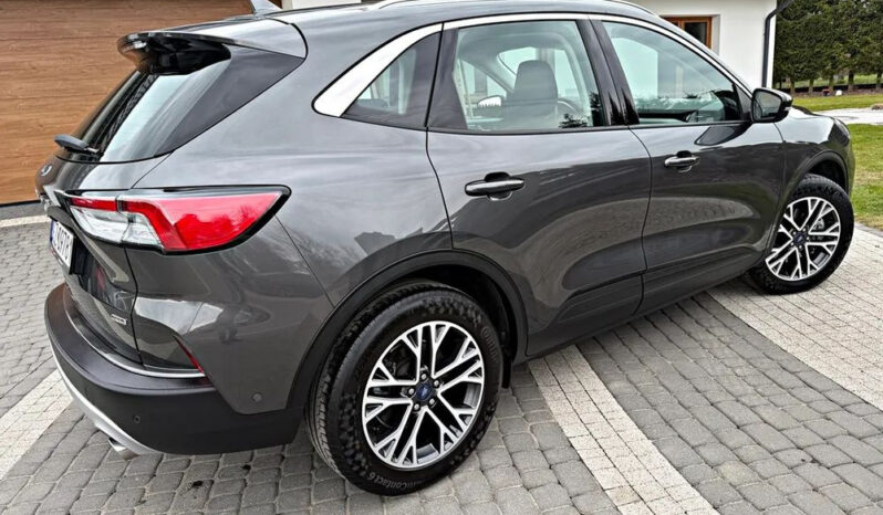 FORD Kuga  | FWD (przód) | Automatyczna | 225 KM | Szary full