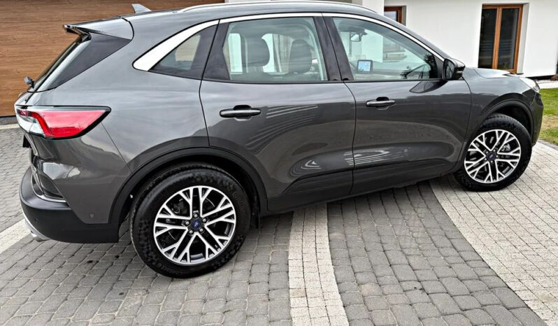 FORD Kuga  | FWD (przód) | Automatyczna | 225 KM | Szary full