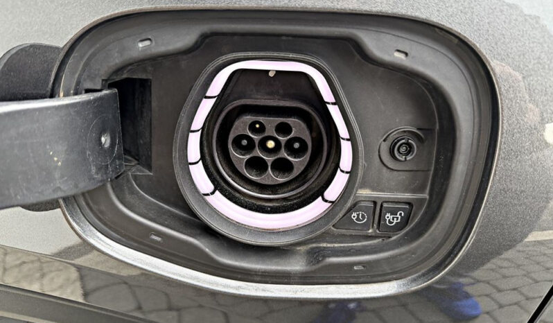 FORD Kuga  | FWD (przód) | Automatyczna | 225 KM | Szary full
