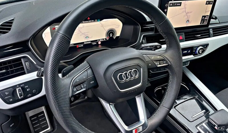AUDI A4 Avant | FWD (przód) | Automatyczna | 204 KM | Czarny full