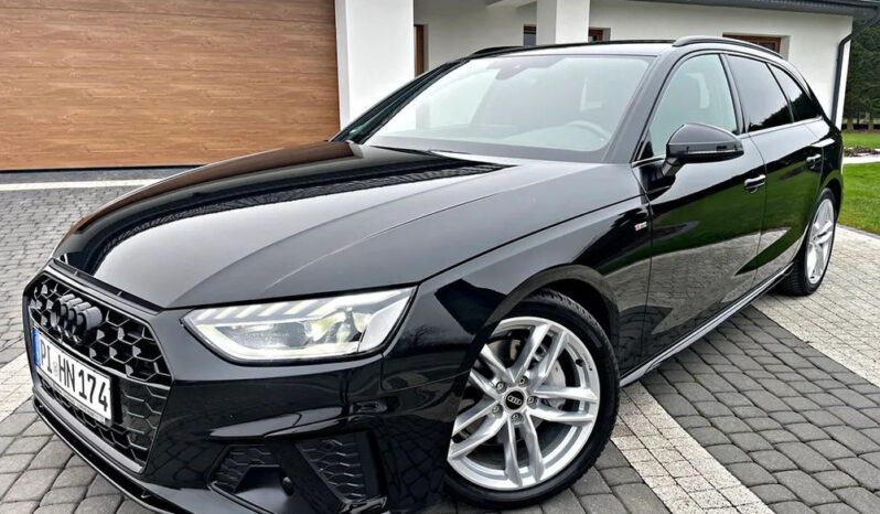 AUDI A4 Avant | FWD (przód) | Automatyczna | 204 KM | Czarny full