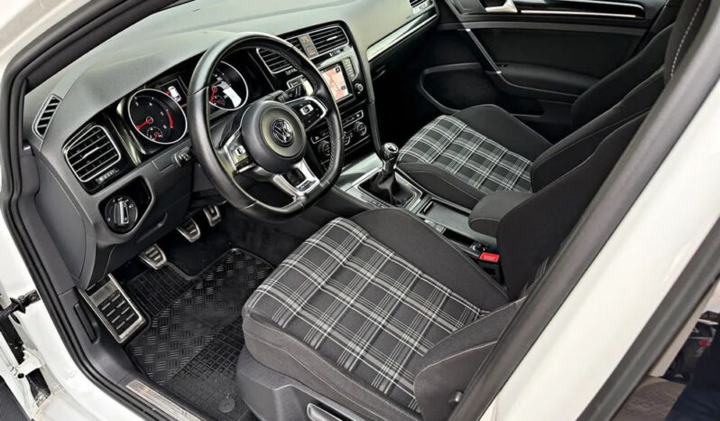 VOLKSWAGEN Golf  | FWD (przód) | Manualna | 184 KM | Biały full