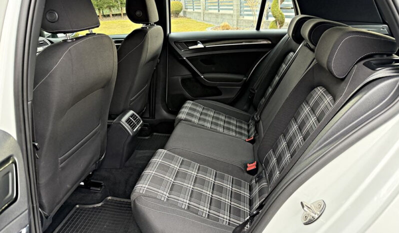 VOLKSWAGEN Golf  | FWD (przód) | Manualna | 184 KM | Biały full