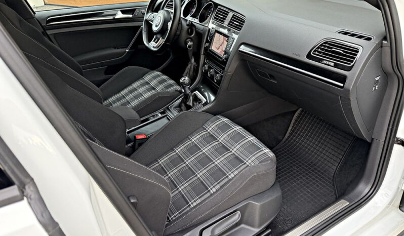VOLKSWAGEN Golf  | FWD (przód) | Manualna | 184 KM | Biały full