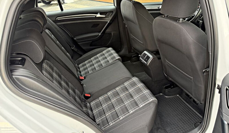 VOLKSWAGEN Golf  | FWD (przód) | Manualna | 184 KM | Biały full