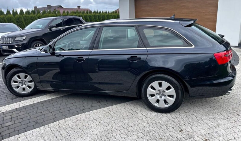 AUDI A6  | FWD (przód) | Manualna | 180 KM | Granatowy full